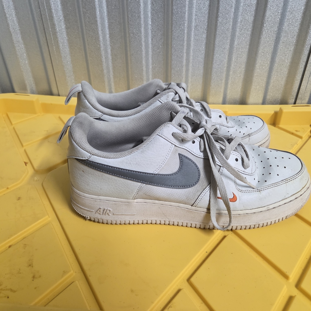Nike Air Force 1 '07 'Photon Dust Safety Orange' HF3836-001